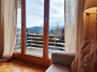 Sanbe Sky View by Quokka 360 - Mountain Apartment with Terrace - B&B San Bernardino