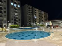 Apartamento con Piscina en Ricaurte - B&B Ricaurte