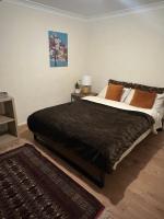 Shekeba - B&B Reading