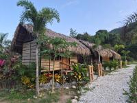 Dos Peladas Hostal - B&B Santa Marta