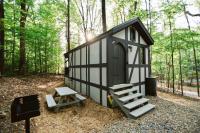 Tiny Home Cottage Near the Smokies #1 Olga - Chambres d'hôtes Sevierville