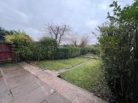 3 BR Home in Yardley close to NEC Airport Bullring, Free Parking - Chambres d'hôtes Birmingham