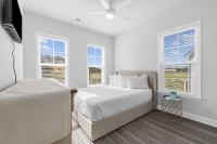 3 Bdrms- 4 Beds- Dog Friendly Pub Beach Shuttle - B&B Myrtle Beach