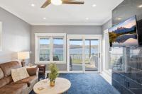 Riverside Retreat-Waterfront Guest Suite - B&B Groton