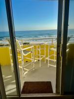 Ocean Walk Resort - Breathtaking Ocean Front View - B&B Daytona Beach