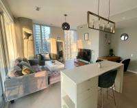 Stunning suite in downtown perfect for businesses trips and small families - B&B Toronto