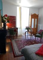 Doppel-/Zweibettzimmer mit Dusche