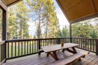 Deck + Views: Scenic Group Getaway in Lakeside! - Ferienwohnung Lakeside