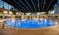 Luxury Lake View Apartment in Hotel Zlatibor - Panorama & Comfort - Chambres d'hôtes Zlatibor