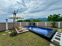 Stunning 2 Bedroom Villa with Pool & Rooftop in Amed - The Myria Villa - B&B Amed