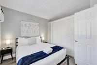 Rustic Retreats Cozy 1BR For 4 Guests Minutes From Las Olas - Ferienwohnung Fort Lauderdale