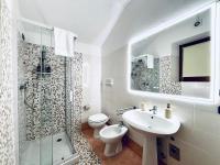 Near Airport -BGY BERGAMO AIRPORT STAY - Free WIFI - Chambres d'hôtes Azzano San Paolo