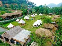 Lagom Village-Glamping Site- Đồng Đò lake view - B&B Hanoi