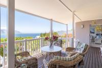 Bay Beach Vista-Two Suites with Deck and Sea views - Ferienwohnung Simon's Town