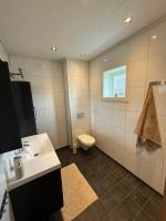 Nyoppusset leilighet til leie - Ferienwohnung Isfjorden