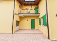 Villa Garda Harmonia - pool, garden - lake by feet - Chambres d'hôtes Desenzano del Garda