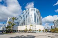 Premium View Tower Apartment - Face Gare TGV, Vue Panoramique, Confort & Facilité, Mall & Plage, WIFI, AC, IPTV - Chambres d'hôtes Tanger