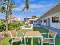 Studio with Private Patio in Pompano w Kitchenette - B&B Pompano Beach