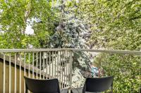 2BR MTN Canmore Retreat with Private Balcony - Chambres d'hôtes Canmore