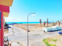 Mar Azul Ocean View Apartment with Private Terrace - B&B Santa Maria