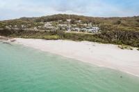 Entice at Hyams - pet-friendly beachfront home - Chambres d’hôtes Hyams Beach