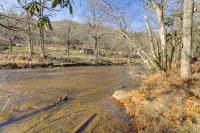 Riverfront Cabin w/ Mtn Views in Robbinsville - B&B Robbinsville