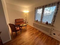 Stylish 4-5 room Flat above Esslingen Old Town - B&B Esslingen