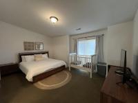 Bear Hollow 4 Bedroom 4 Bathroom Plus Hot Tub Minutes from Slopes - Bed and Breakfast Park City