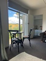 High Haven Cottage in the Orinoco Valley - B&B Ngatimoti