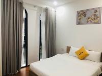 Classic One-Bedroom Apartment with King Bed