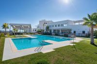 Brand New Pool view apartment Groundfloor 6p 2BR - La cala de Mijas - Casa Banderas - w Terrace and garden - close to Golf courts - B&B Mijas Costa
