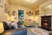 Cosy Cottage Fireplace Patio Pet Train Stn - Chambres d’hôtes Wivenhoe