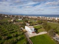 All White Villa - B&B Adelianos Kampos