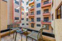 Stylish Flat, Aube hivernage Fibre-Pool & Parking - B&B Oulad ’Akkou