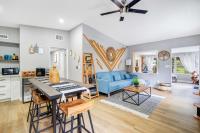 Fireplace and Lake View Just 10 Minutes to Downtown Near Parks - Chambres d'hôtes Orlando