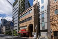 SHINBASHI Station A major hub station ideal for Tokyo sightseeing Numerous restaurants and eateries surround the station Enjoy your stay on the top floor of the building without worrying about noise Elevator available - Chambres d'hôtes Tokyo