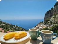 LA VILLA DI ENZO Casa Vacanze con vista mare - B&B Amalfi