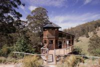 Wilderness Retreat 15mins to CBD, bath tub, forest views - B&B Ridgeway