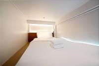 Single Room with Shared Bathroom