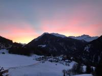 Apartment Juen - Ruhige Ferienwohnung mit Bergblick in Tobadill - B&B Tobadill