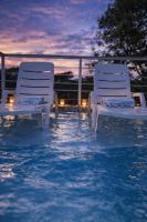 Serendipity Reef Villas Private Pool Villa with Concierge & Meal Service - Bed and Breakfast San Pedro