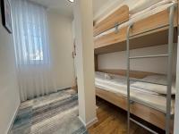 Deluxe Appartement met 2 Slaapkamers en Uitzicht op de Tuin