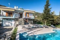 Giomani Villa-Private Pool-Walk to the Sea - B&B Nikiána