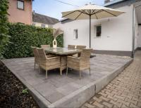 1 BR Bungalow - 1 Schlafzimmer - große Terrasse - Café - Sekt - an den Weinbergen - B&B Rüdesheim am Rhein