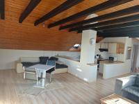 Vollständig ausgestattete Ferienwohnung in ruhiger Lage - B&B Ostelsheim