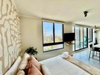 Hermoso depto estudio frente a Mall Plaza Egaña - Ferienwohnung Santiago