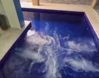 Lana Homestay Indoor pool with jacuzzi - Bed and Breakfast Johor Bahru