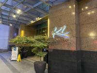 Lowest Priced Modern Studio at KL Tower, Makati CBD walking distance to Ayala Avenue and Malls - Chambres d'hôtes Manille