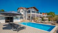 Home Sweet Home - Makarska by Villas Guide - B&B Donji Vinjani