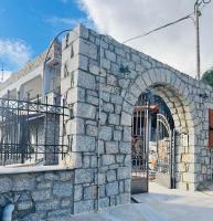 Mani Sea View Beachfront House - B&B Vatheia